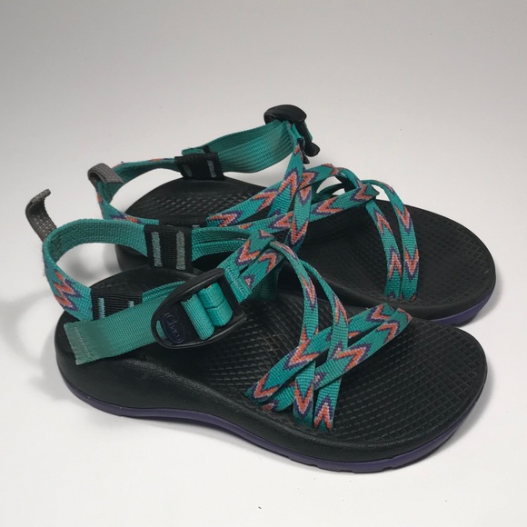 little girl chacos